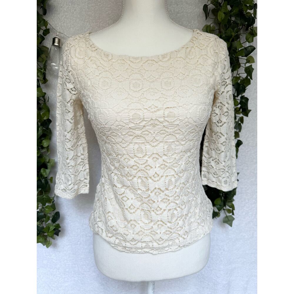 Banana Republic Cream Lace Cropped Half Sleeve Top Women's 4